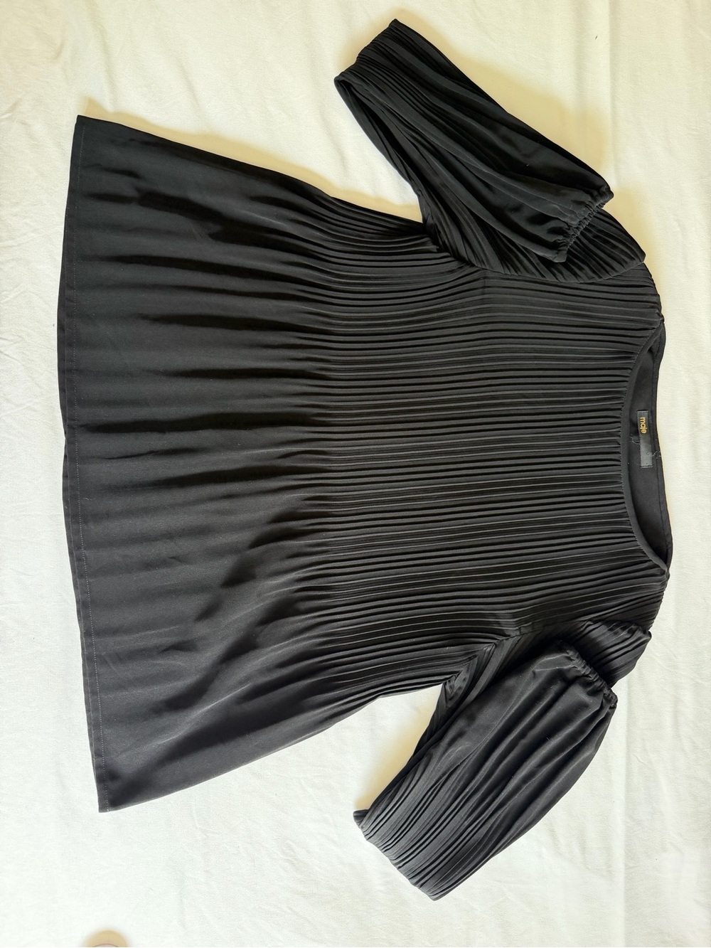 Maje "Lockin" Crepe Boat Neck Long Sleeve Black Pleated Blouse - Picture 17 of 17